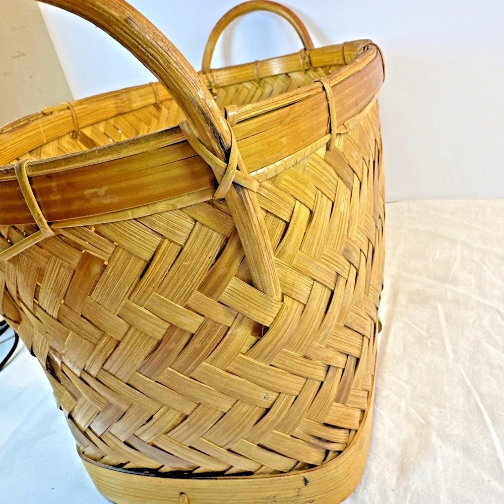 Vintage Handwoven Basket Philippines 12x7x6 Boho Herringbone Zigzag Woven EVC